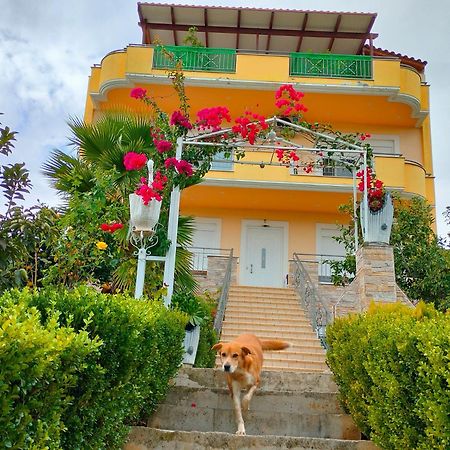 House With Wonderful View Cálcis Exterior foto